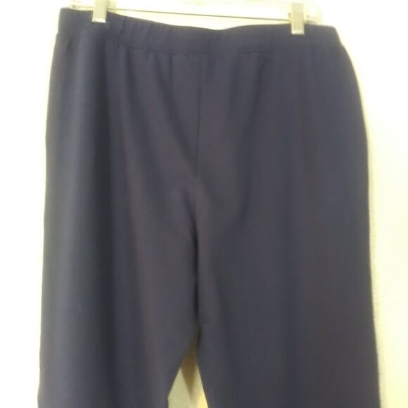 Denim&CO women's size M blue active pull on capris - Picture 6 of 14